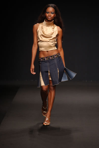 Milan Fashion Week Fall 2004 - Lidia Cardinale