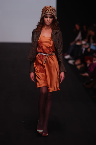 Milan Fashion Week Fall 2004 - Philosophy by Alberta Ferretti