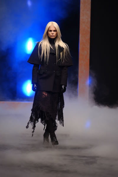 Milan Fashion Week Fall 2004 - Simultaneous