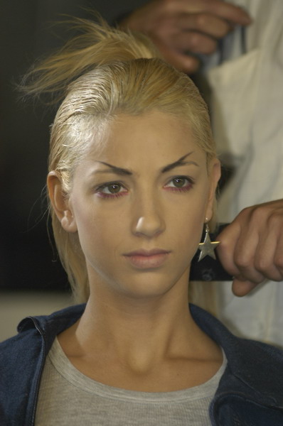 Buenos Aires Fashion Week 2004 - Kostume