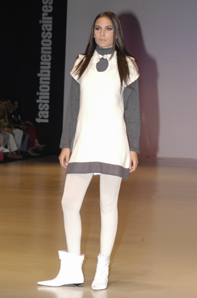 Buenos Aires Fashion Week 2004 - Laura Driz