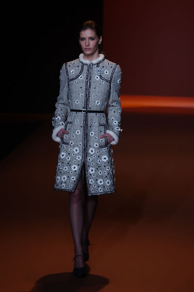 Paris Fashion Week Fall 2004 - Andrew Gin