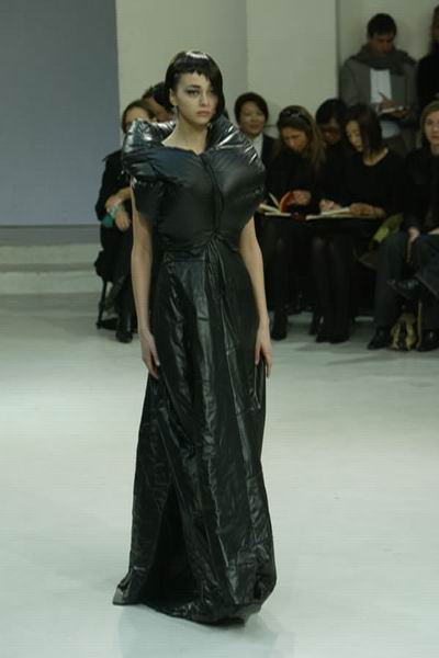 Paris Fashion Week Fall 2004 - Junya Watanabe