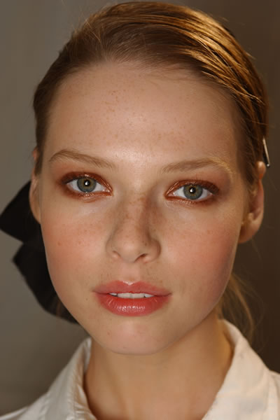Paris Fashion Week Fall 2004 - Af Vandervorst