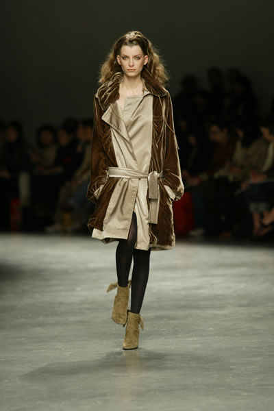 Paris Fashion Week Fall 2004 - Martine Sitbon