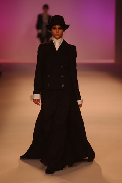 Paris Fashion Week Fall 2004 - Nina Ricci