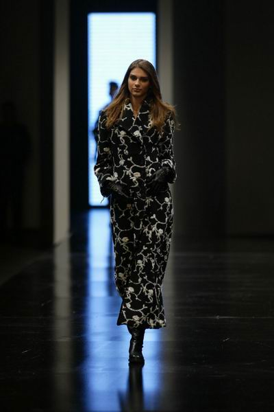 Moda Lisboa Fall 2004 - Ana Salazar