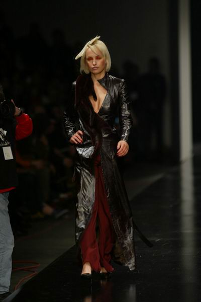 Moda Lisboa Fall 2004 - Fatima Lopes
