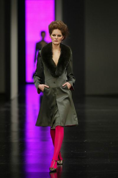 Moda Lisboa Fall 2004 - Jose Antonio Tenente