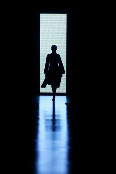 Moda Lisboa Fall 2004 - Luis Buchinho