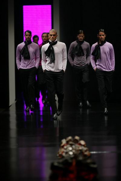 Moda Lisboa Fall 2004 - Miguel Vieira