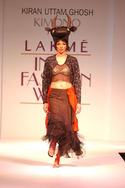 LIFW India Fashion Week 2004 - Kimpmo