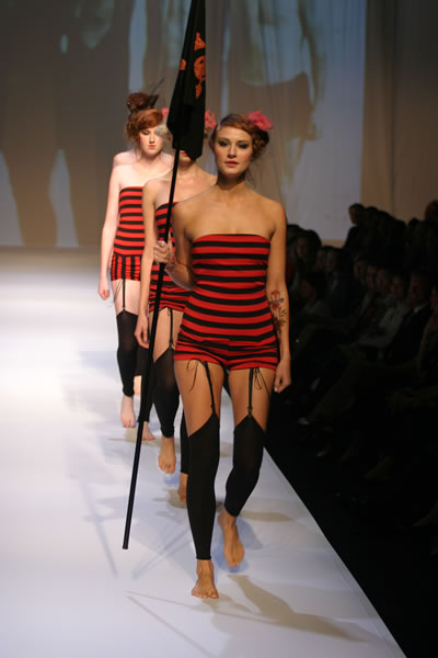 Mercedes Australian Fashion Week Fall 2004 - One Teaspoon
