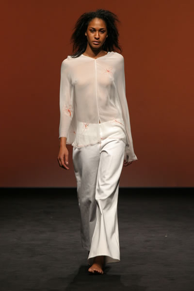 Mercedes Australian Fashion Week Fall 2004 - Saffron Craig