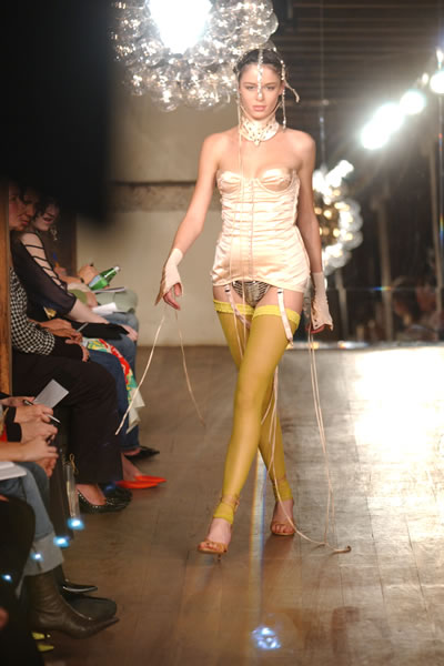 Mercedes Australian Fashion Week Fall 2004 - Willow