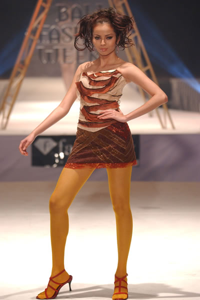 Bali Fashion Week Spring-Summer 2005 - Arifin Mas