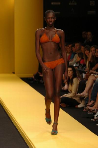 Rio de Janeiro Fashion Week Summer 2005 - Patricia Viera