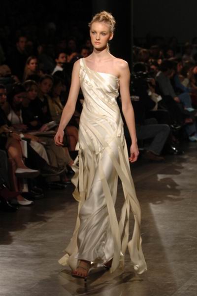 Sao Paulo Fashion Week Summer 2005 - Carlos Tufvesson