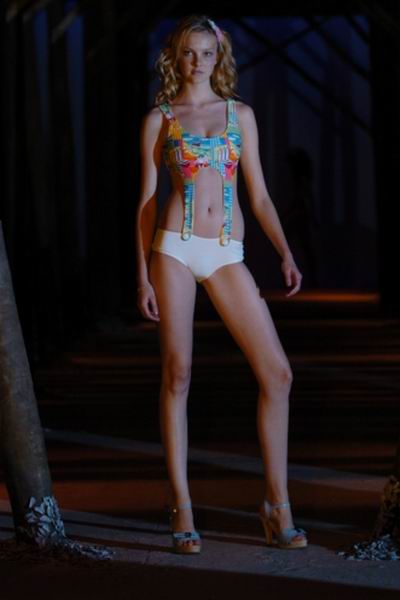 Sao Paulo Fashion Week Summer 2005 - Movimento