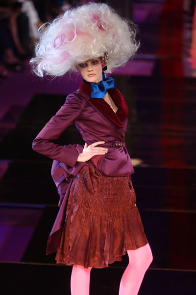 Paris Haute Couture Winter 2005 - Christian LaCroix
