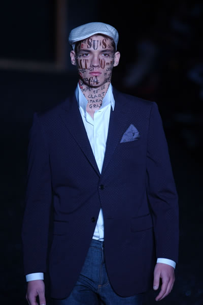 Paris Haute Couture Winter 2005 - Givenchy set