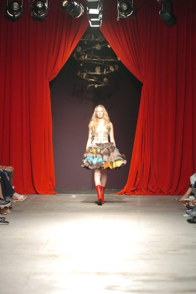 Fashion Rio 2005 - Santa Ephigenia