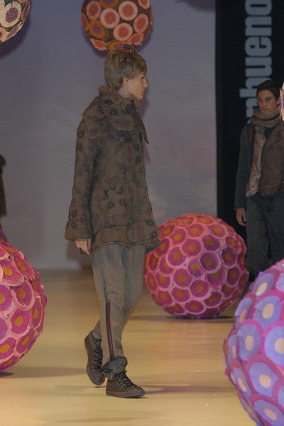 Fashion Week Buenos Aires February 2005 - Nadine Zlotogora