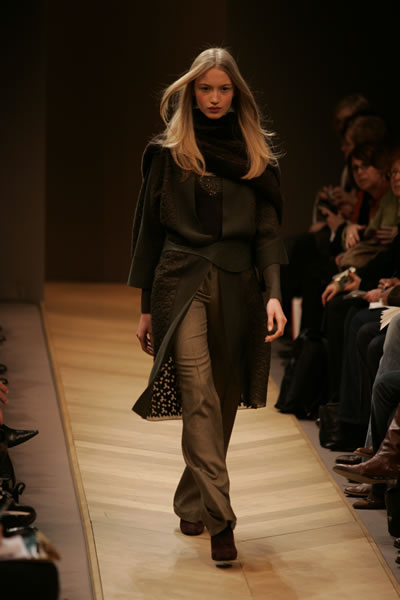 Paris Fashion Week 2005-2006 - Akris Show