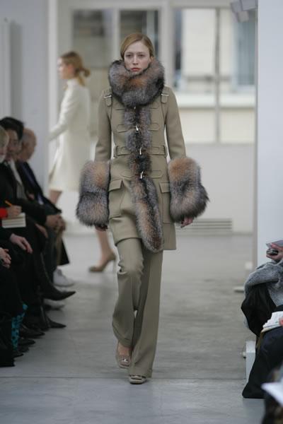 Paris Fashion Week 2005-2006 - Balenciaga
