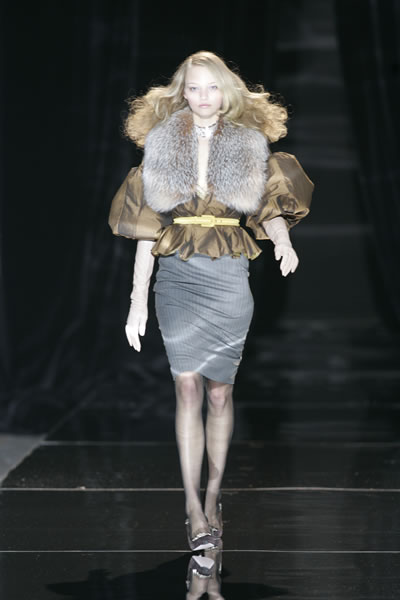 Paris Fashion Week 2005-2006 - Christian Lacroix Details