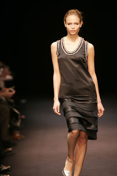 Paris Fashion Week 2005-2006 - Paco Rabanne Details