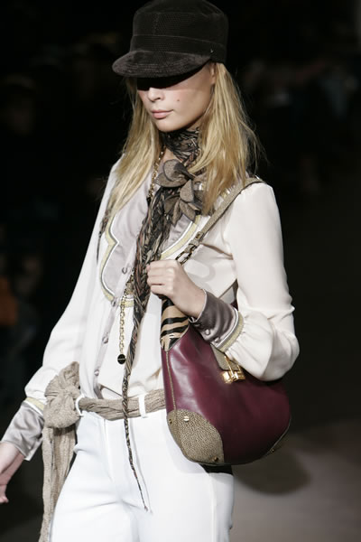 Milan Fashion Week 2005-2006 - Borbonese Details