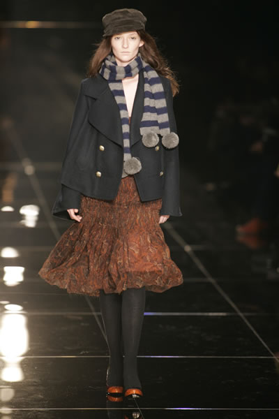 Milan Fashion Week 2005-2006 - Burberry Details