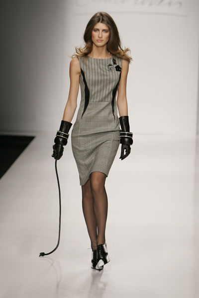 Milan Fashion Week 2005-2006 - Enrico Coveri