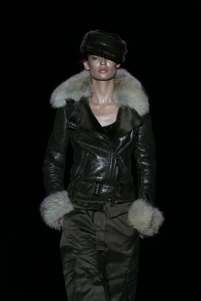 Milan Fashion Week 2005-2006 - Iceberg Details