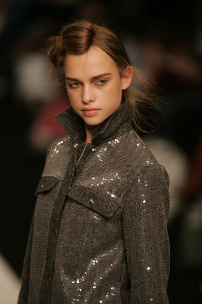 London Fashion Week 2005-2006 - Ashish Details
