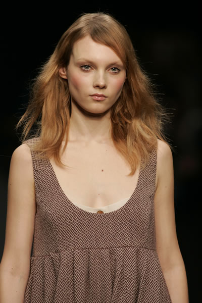London Fashion Week 2005-2006 - Betty Jackson Details