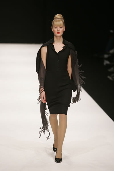 London Fashion Week 2005-2006 - Nina Donis