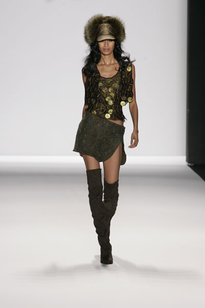 New York Fashion Week 2005-2006 - Anne Bowen