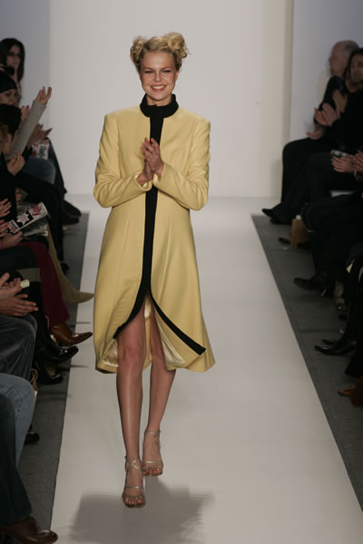 New York Fashion Week 2005-2006 - Holly Kristen
