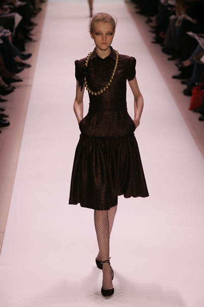 New York Fashion Week 2005-2006 - Monique Lhuiller