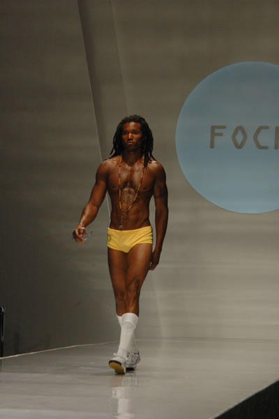 Miami Fashion Week 2005-2006 - Foch