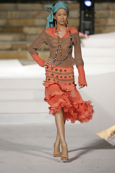 Bali Fashion Week 2006 - Ali Kharisma