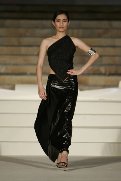 Bali Fashion Week 2006 - Kalvin Kara by Okane