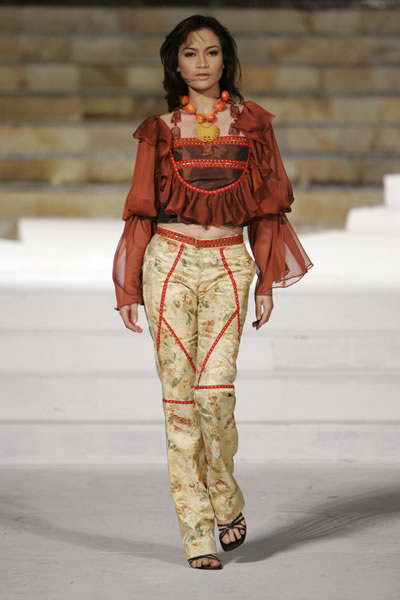 Bali Fashion Week 2006 - Taruna