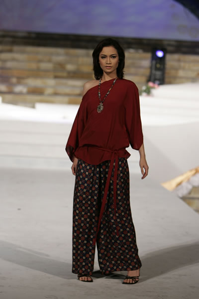 Bali Fashion Week 2006 - Yosky