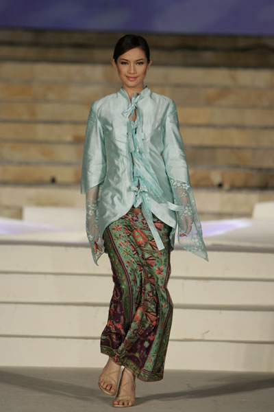 Bali Fashion Week 2006 - Zilla Akbar
