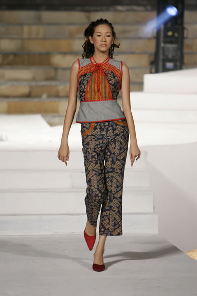 Bali Fashion Week 2006 - Sofie