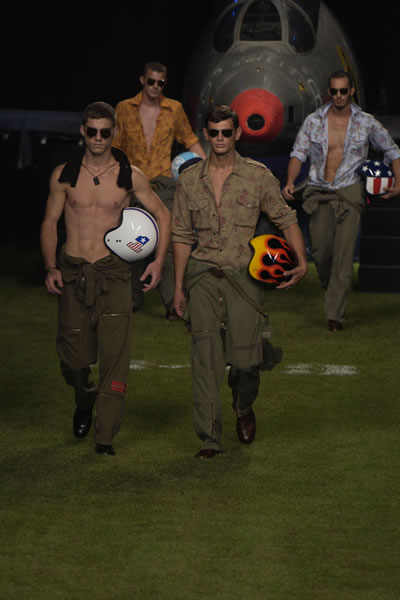Milan MensWear 2006 - Iceberg