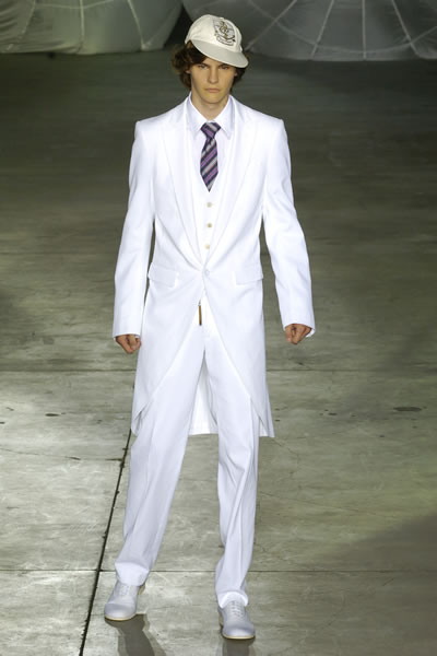 Milan MensWear 2006 - McQueen